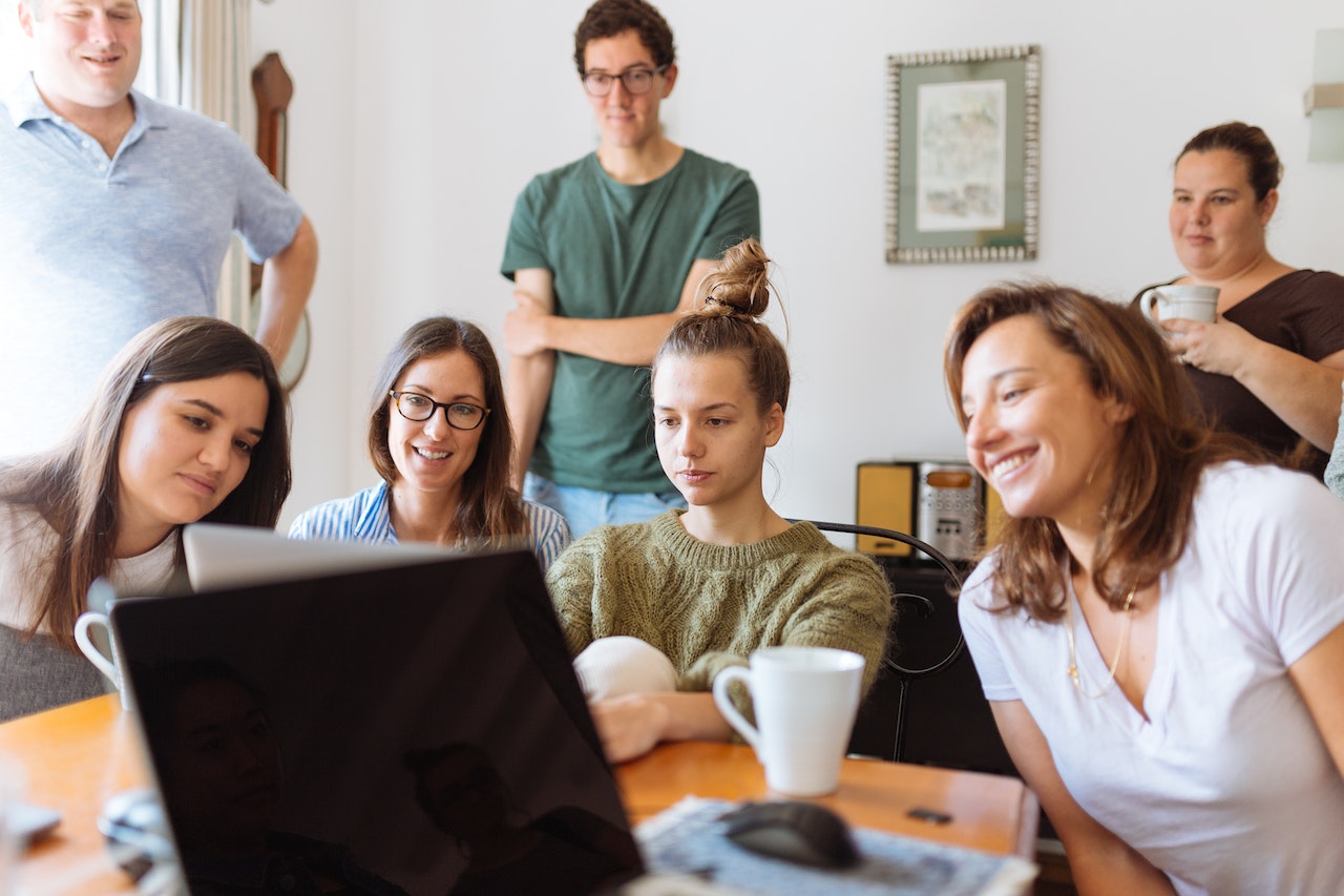 Borsa di studio per studenti RNL 2023